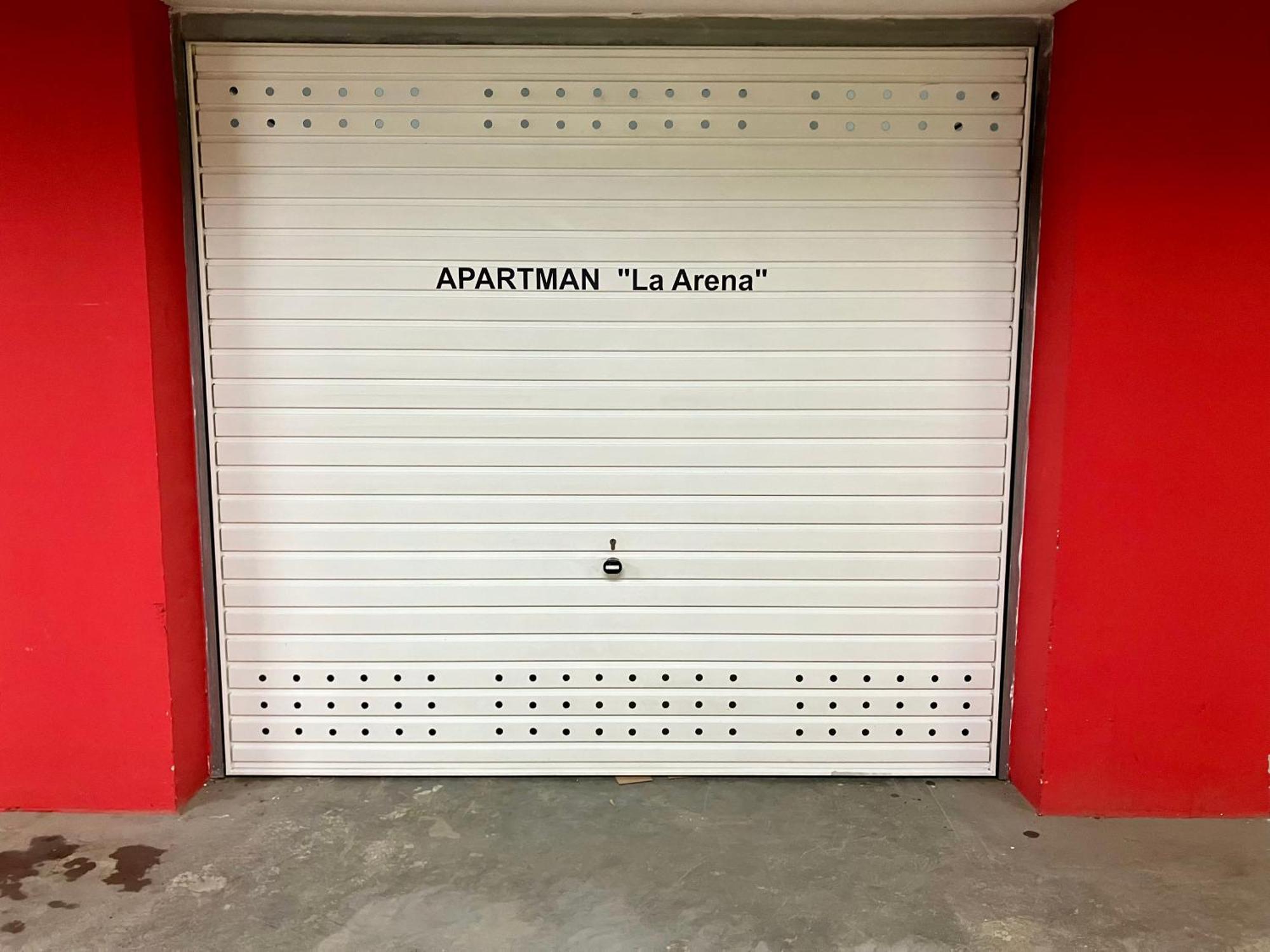 Delux Apartment La Arena With Private Garage Zagreb Exterior foto